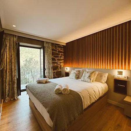 Ribeira Sacra A Orilla Rio Mino Casas Do Pincelo Apartment Exterior photo