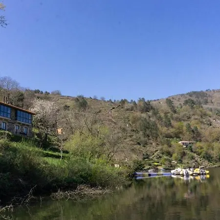 Ribeira Sacra A Orilla Rio Mino Casas Do Pincelo Apartment Exterior photo